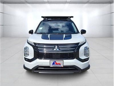 2025 Mitsubishi Outlander — side profile view
