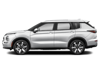 2026 Mitsubishi Outlander — rear three-quarter view