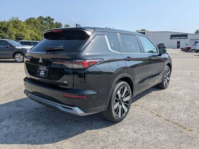 2026 Mitsubishi Outlander — rear three-quarter view