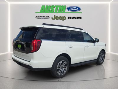 2025 Ford Expedition — detail view