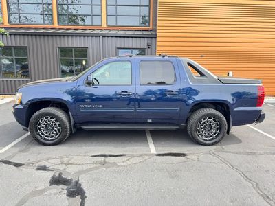 2011 Chevrolet Avalanche 1500 — side profile view