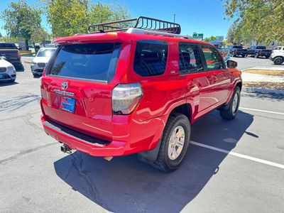 2017 Toyota 4Runner — detail view