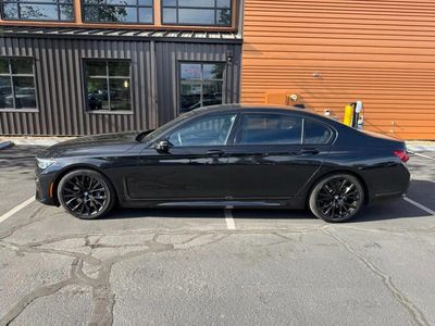 2020 BMW 7 Series — side profile view