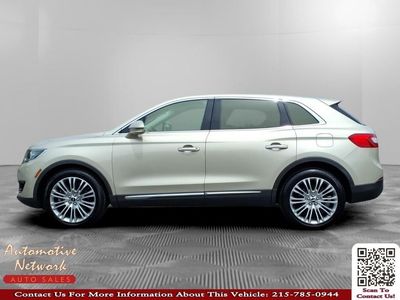 2017 Lincoln MKX — side profile view
