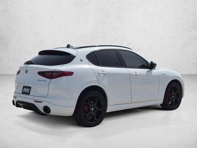 2022 Alfa Romeo Stelvio — detail view