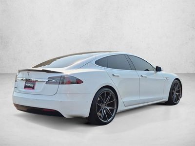 2016 Tesla Model S — detail view
