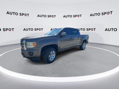 2016 GMC Canyon — interior view