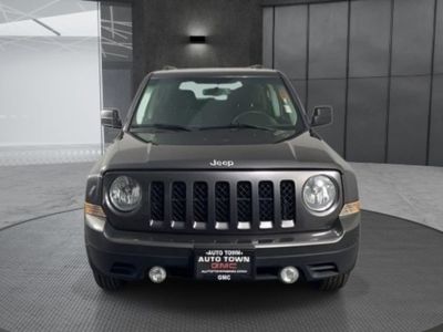 2017 Jeep Patriot — side profile view