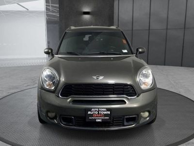2013 MINI Countryman — side profile view