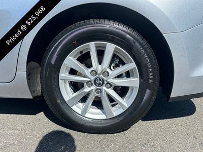 2025 Toyota Camry — detail view