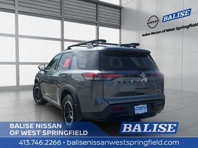 2025 Nissan Pathfinder — detail view