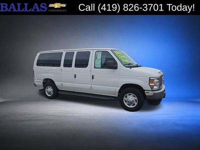 2011 Ford E-350 Super Duty — side profile view