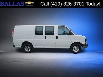 2014 Chevrolet Express Cargo 2500 — side profile view