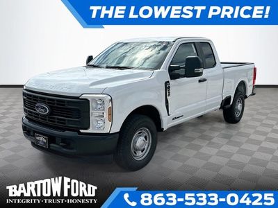 2026 Ford F-250SD XL 2WD SUPER CAB in Oxford White — front three-quarter view