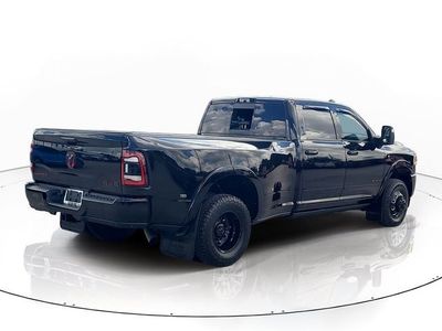 2024 RAM 3500 — detail view