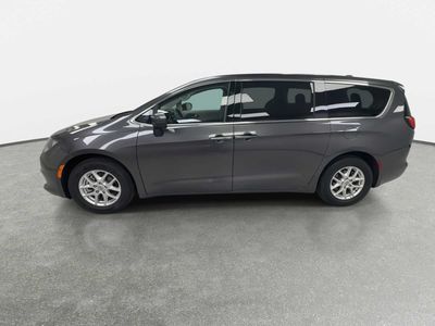 2021 Chrysler Voyager — detail view