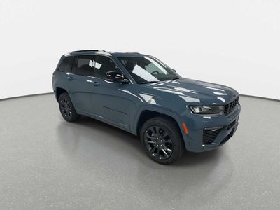 2026 Jeep Grand Cherokee — side profile view