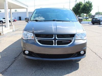 2017 Dodge Grand Caravan — side profile view