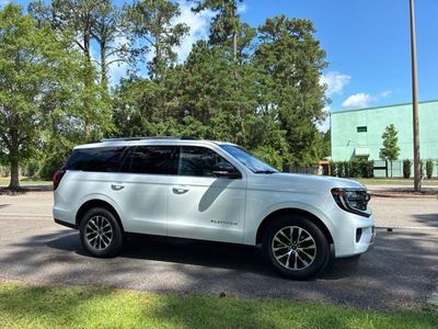 2025 Ford Expedition — side profile view