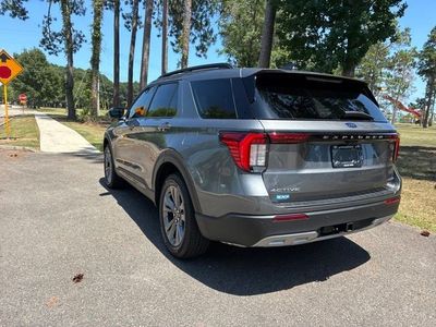 2026 Ford Explorer — detail view