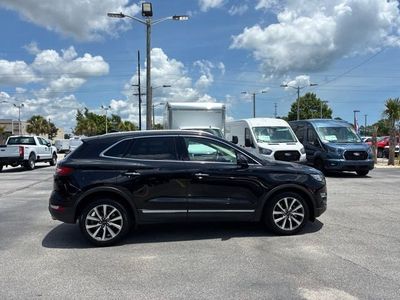 2019 Lincoln MKC — side profile view