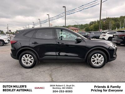 2025 Ford Escape — side profile view