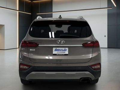 2019 Hyundai Santa Fe — detail view