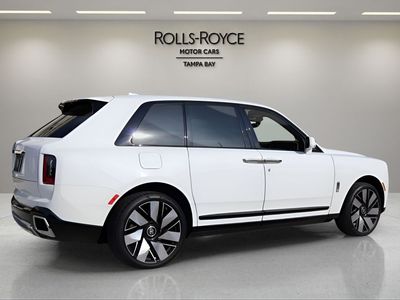 2026 Rolls-Royce Cullinan — side profile view