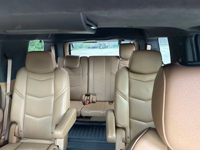2017 Cadillac Escalade — detail view
