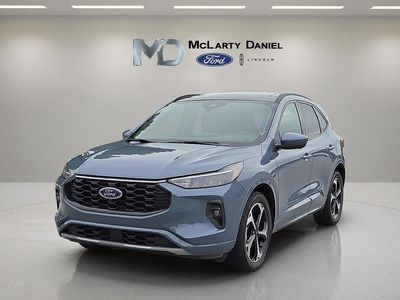 2023 Ford Escape — side profile view