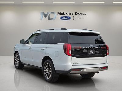 2025 Ford Expedition — interior view