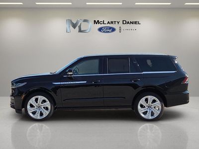 2025 Lincoln Navigator — rear three-quarter view