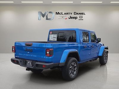 2026 Jeep Gladiator — detail view