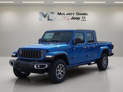2026 Jeep Gladiator — side profile view