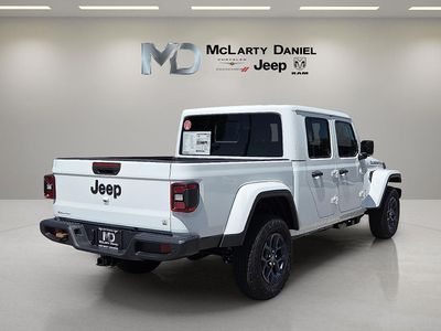 2026 Jeep Gladiator — detail view