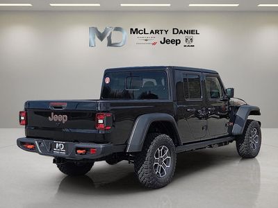 2026 Jeep Gladiator — detail view