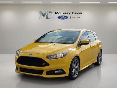 2018 Ford Focus — side profile view