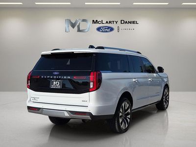 2025 Ford Expedition Max — detail view