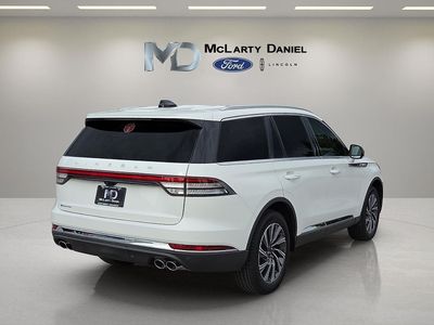 2026 Lincoln Aviator — detail view