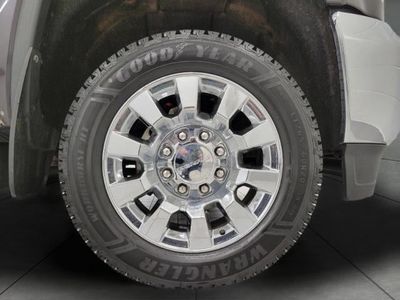 2015 GMC Sierra 2500 HD — interior view