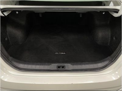 2025 Nissan Altima — detail view