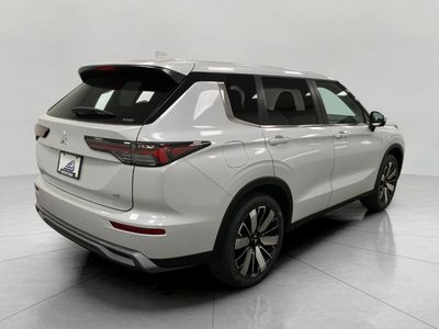 2026 Mitsubishi Outlander — rear three-quarter view