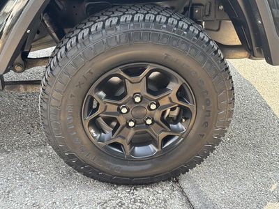 2023 Jeep Gladiator — detail view
