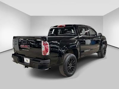 2022 GMC Canyon — interior view