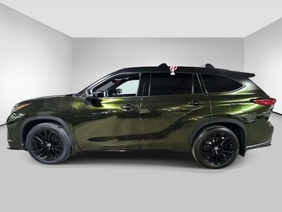 2023 Toyota Highlander — side profile view