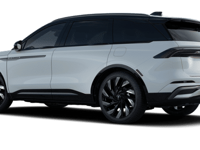 2026 Lincoln Nautilus — side profile view