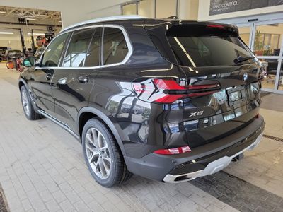 2026 BMW X5 — detail view