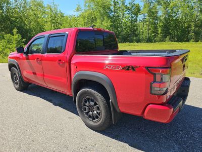 2023 Nissan Frontier — detail view