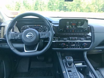 2023 Nissan Pathfinder — rear three-quarter view