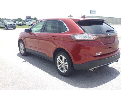 2015 Ford Edge — rear three-quarter view